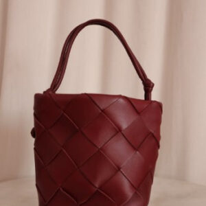 Bottega Veneta Burgundy Intrecciato Clasp Bucket Bag