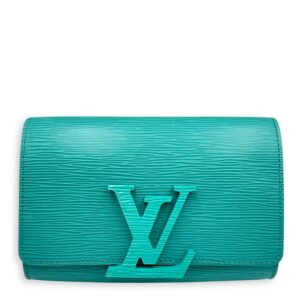 Pochette Louis PM Turqoise Crossbody Bag in Epi Leather, Silver hardware