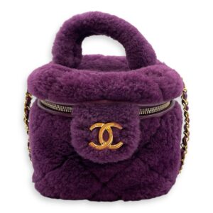 Shearling Quilted Vanity Purple Shoulder Bag in Lambskin, Gold hardware