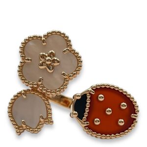 Lucky Spring 56 Between the Finger Ring in Red/White, Carnelian/Mother-of-Pearl, Rose Gold Hardware