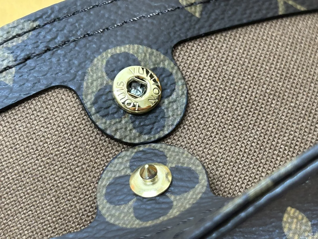 Louis Vuitton Atlantis GM in Coated Canvas with Gold-tone - Image 9