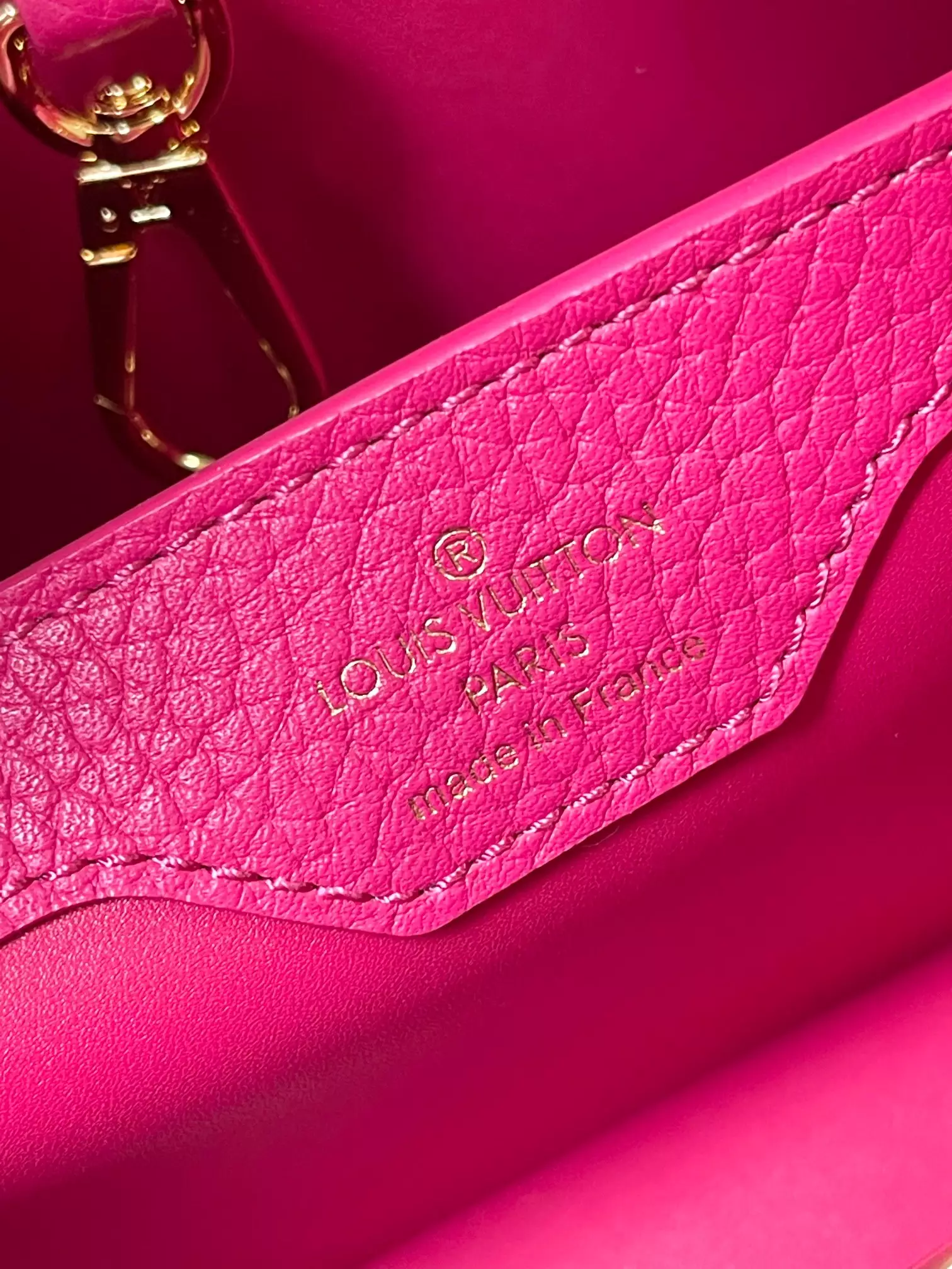 LV Capucines BB Capushell in Snow White - Repbags.is - Image 11