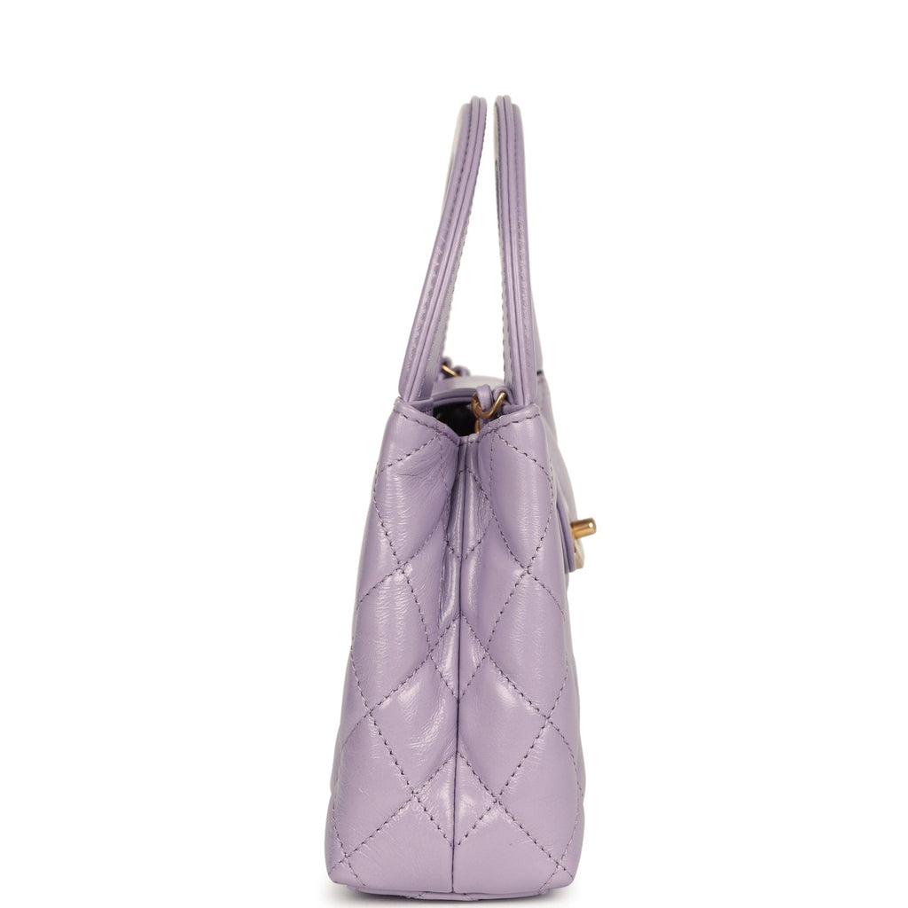 Chanel Small Kelly Shopper Light Purple Shiny Aged Calfskin Brushed Gold Hardware - Image 4