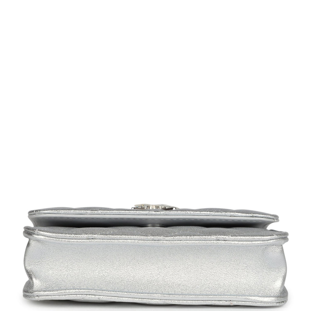 Chanel Crystal CC Walk Of Fame Clutch on Chain Silver Metallic Goatskin Silver Hardware - Image 7