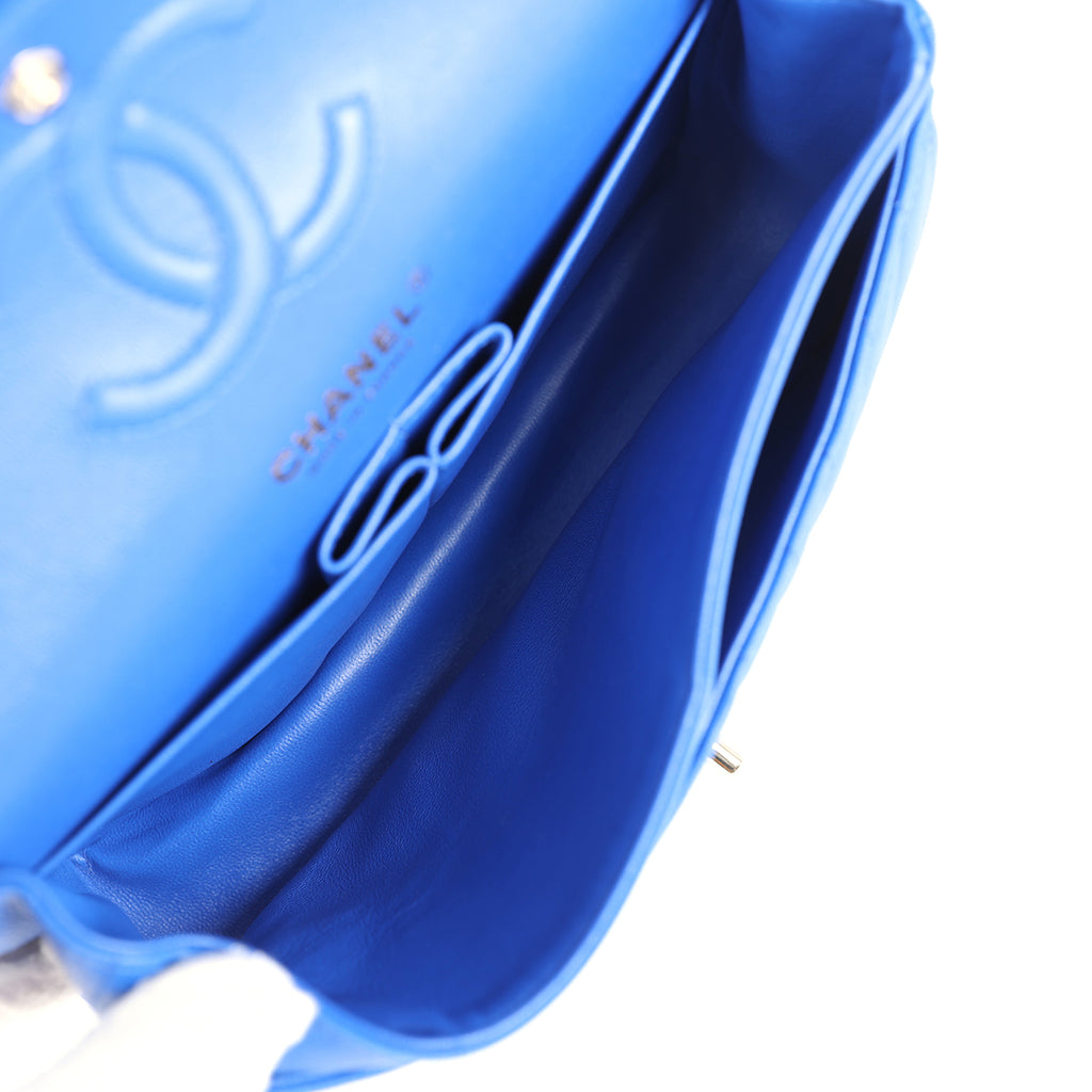 Chanel Small Classic Double Flap Blue Chevron Caviar Light Gold Hardware - Image 10