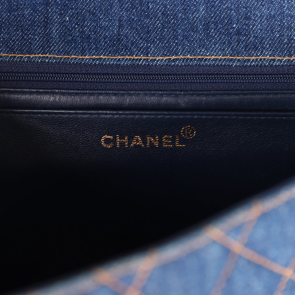 Vintage Chanel Jumbo Classic Single Flap Bag Blue Denim Tortoiseshell Bakelite Hardware - Image 10
