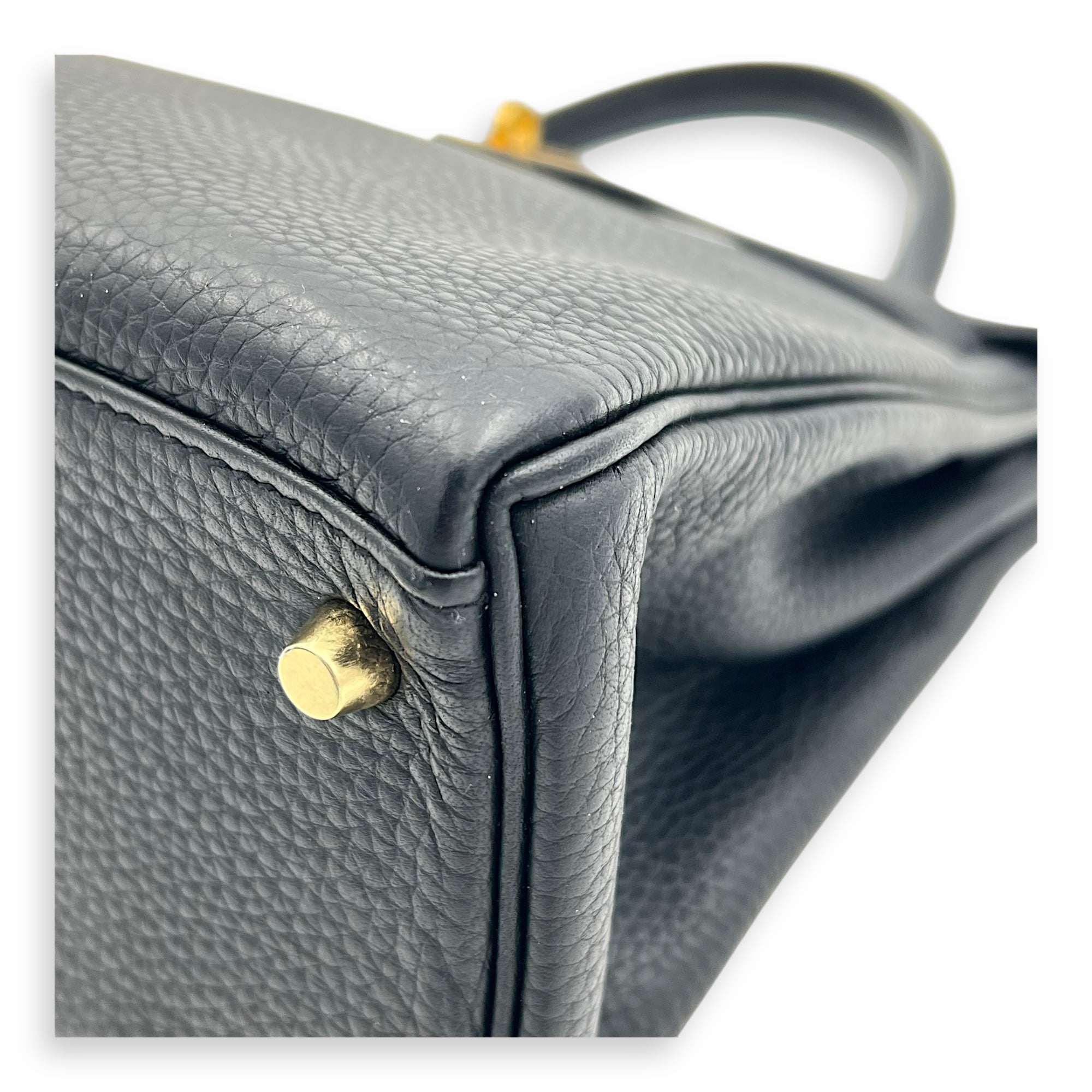 Kelly Black in Clemence, Gold hardware - Image 17