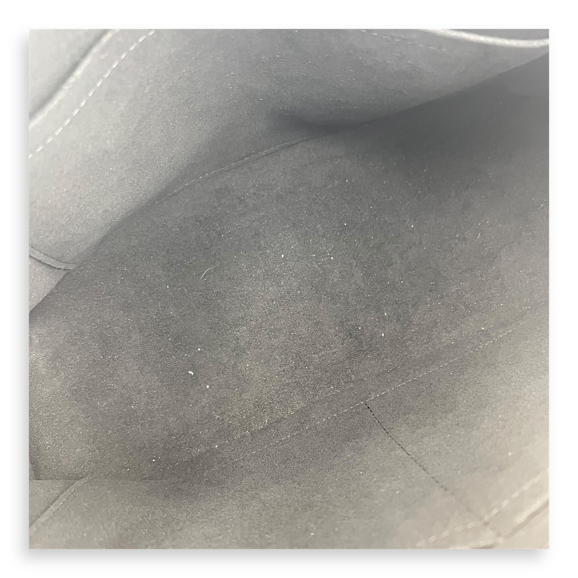 V Tote Top Handle Bag Black in Empreinte Leather, Gold hardware - Image 7