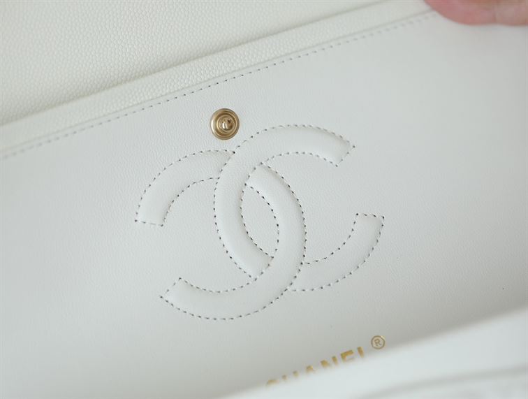 Chanel Classic Quilted Medium Double Flap Ivory - Image 5