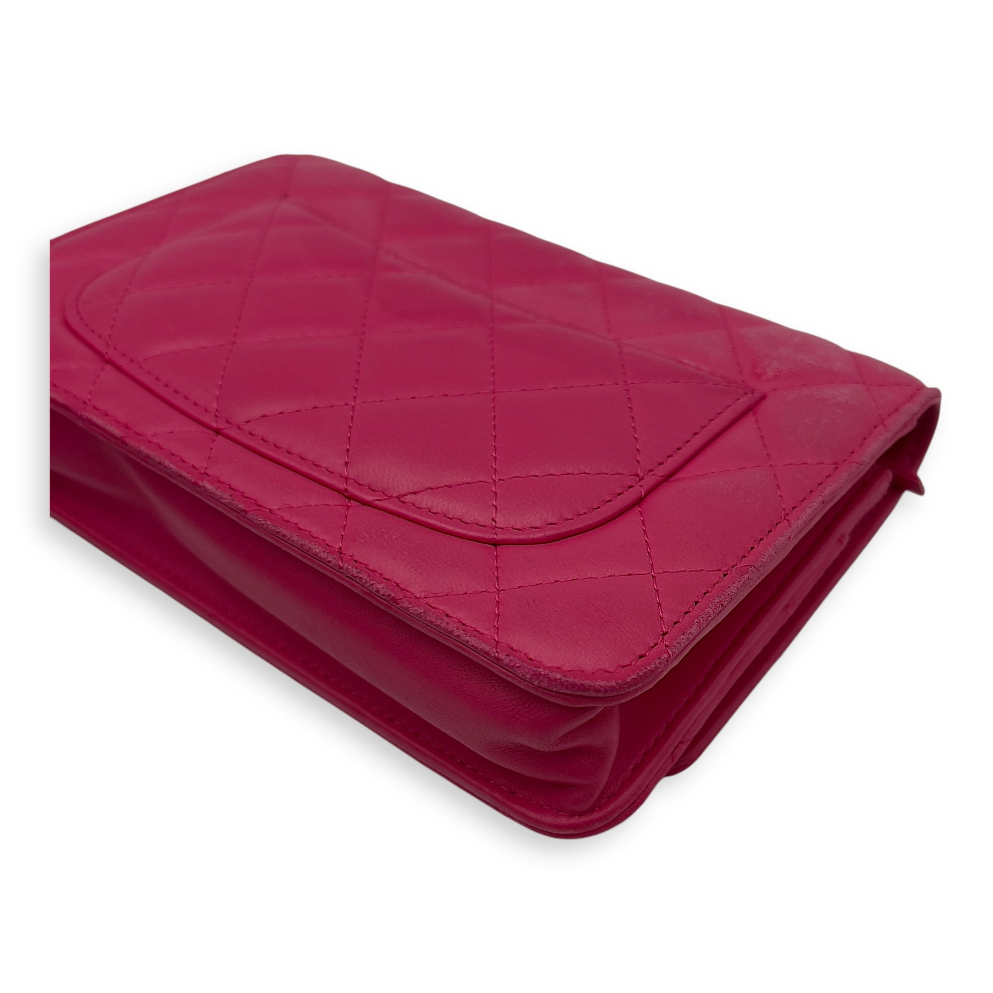 CC Wallet On Chain Pink in Lambskin, Gold hardware - Image 10