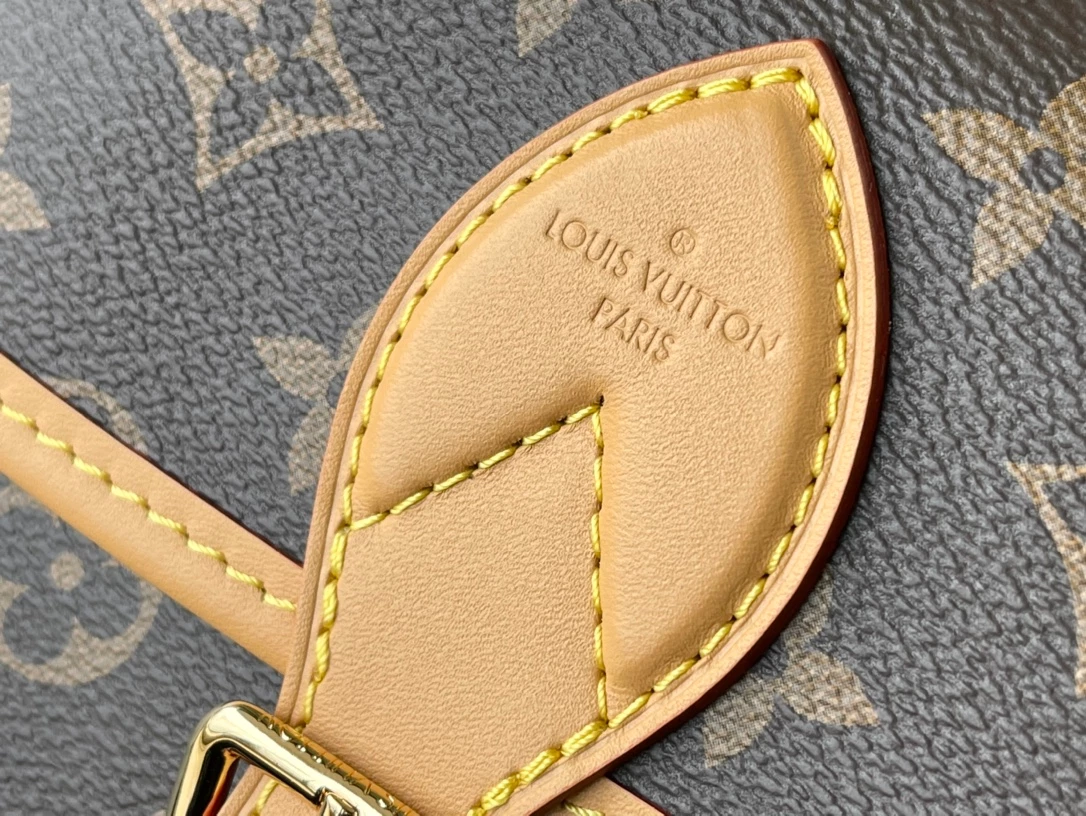 Diane Monogram Canvas Bag - LB306 - Image 4