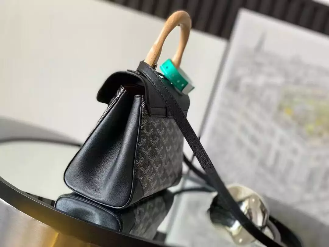 Goyard Saigon Souple Mini Bag - Repbags.ru - Image 4