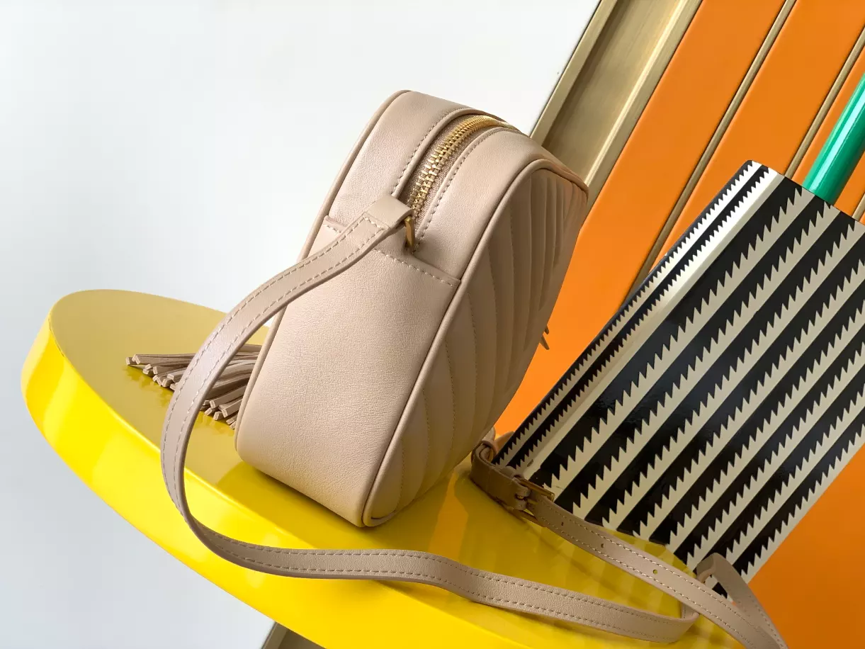 Lou in Quilted Leather camera bag - Image 6