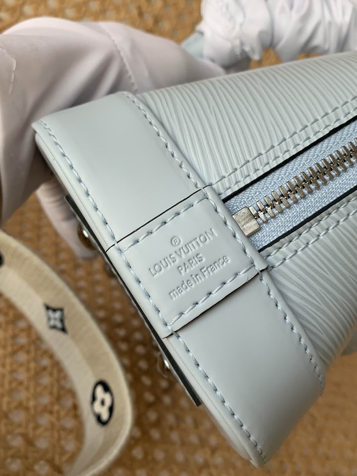 Louis Vuitton Alma BB Bleu Nuage - Image 8