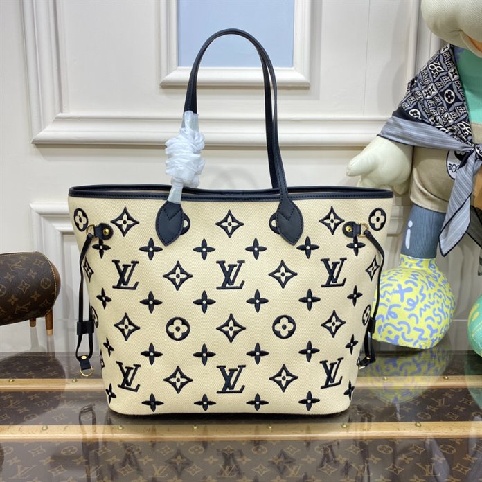Louis Vuitton Neverfull MM Tote Bag - Image 4