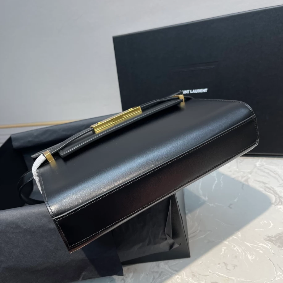 Manhattan Small Shoulder Bag in Box Saint Laurent - Image 5