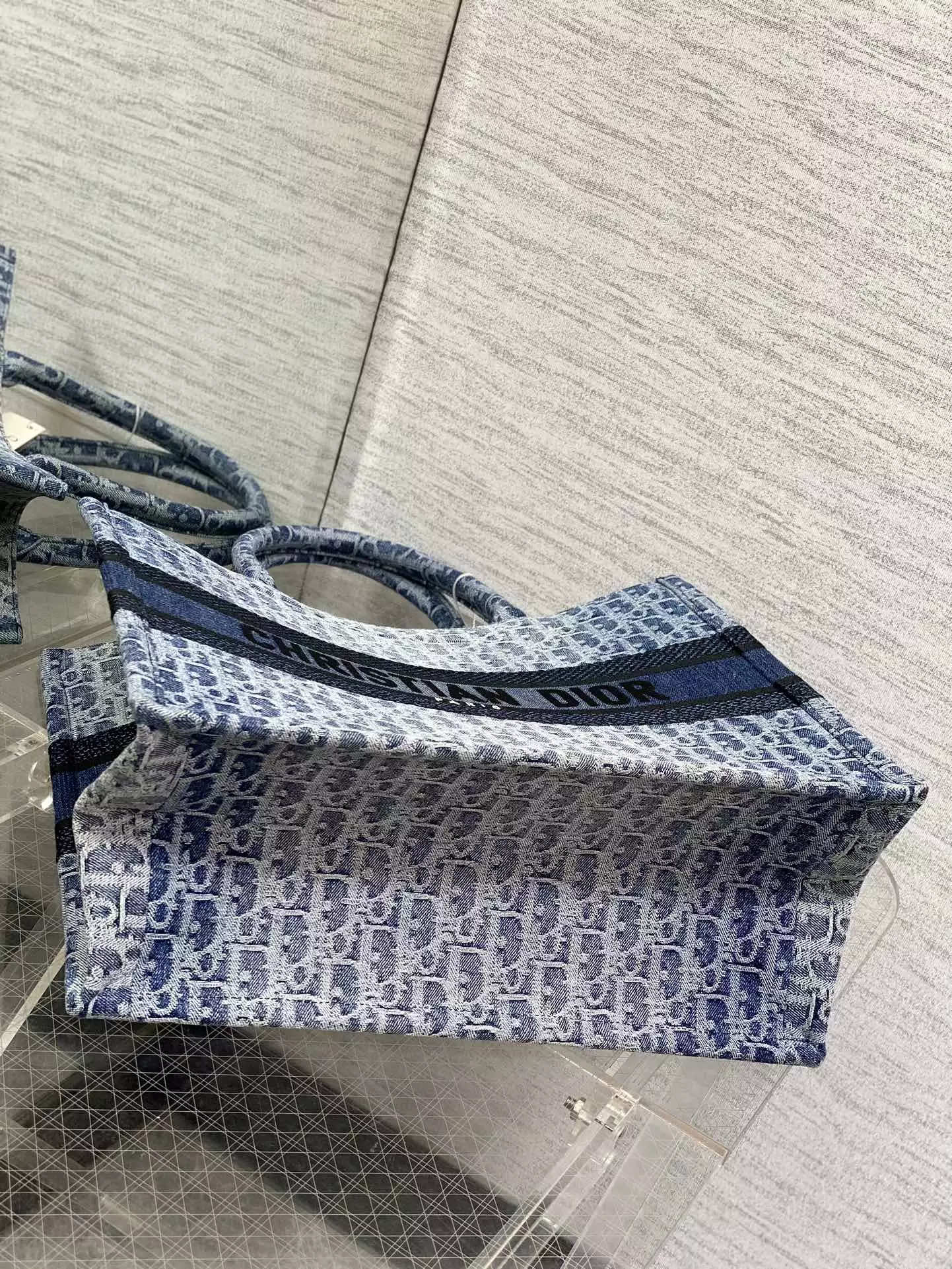 Medium Dior Book Tote Blue Denim Dior Oblique - Repbags.ru - Image 6