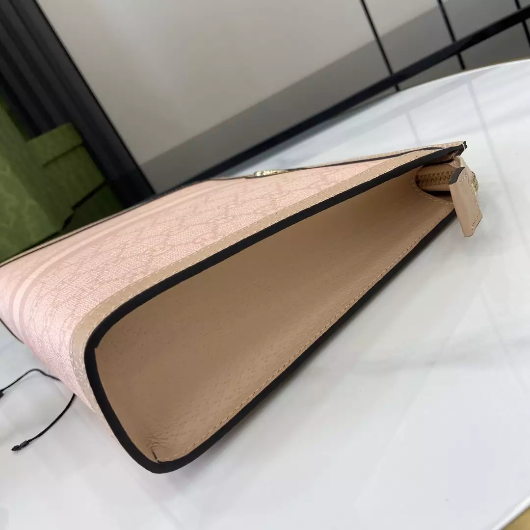 Ophidia GG Pouch in Dusty Pink GG Supreme - Repbags.ru - Image 6