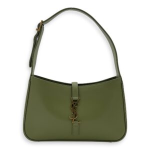 Le 5 A 7 Shoulder Bag Green in Calfskin, Gold hardware