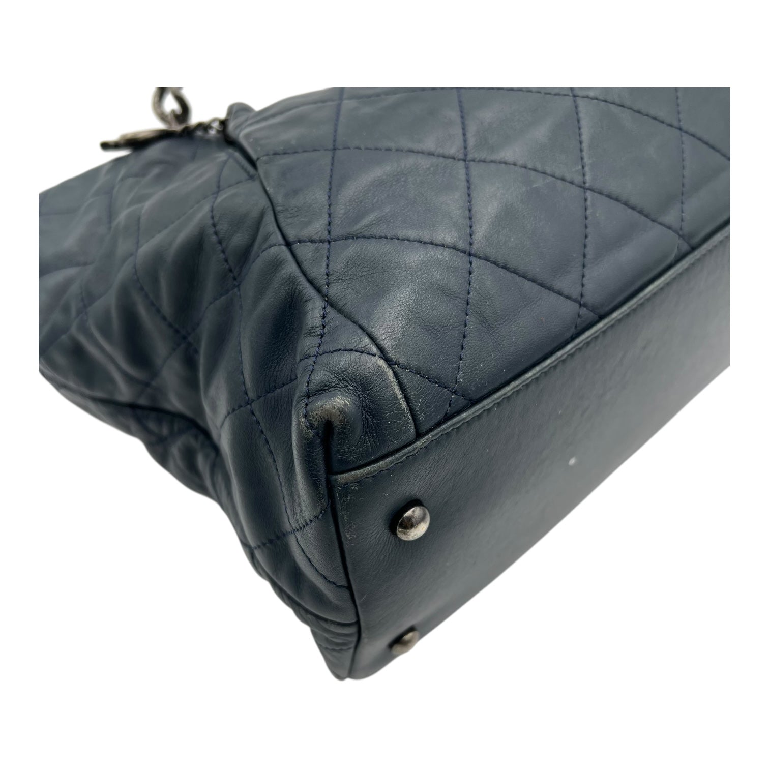 CC Shoulder Bag Blue in Calfskin, Ruthenium hardware - Image 14