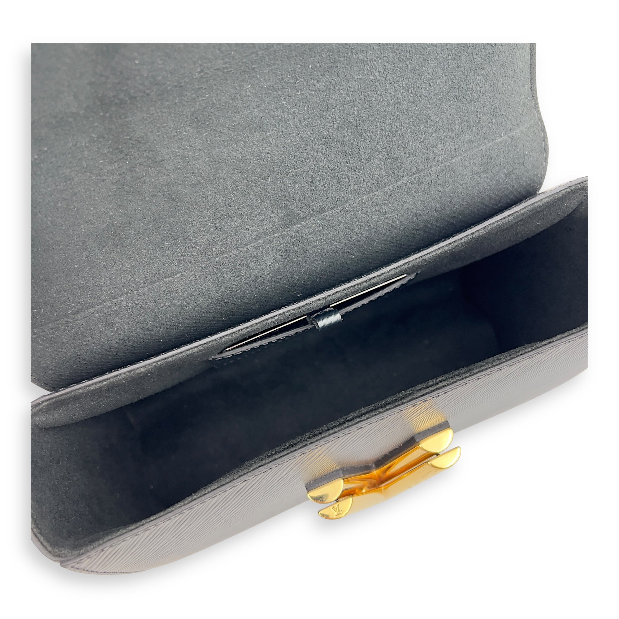 Twist Shoulder Bag MM Black in Epi Leather, Gold hardware - Image 7