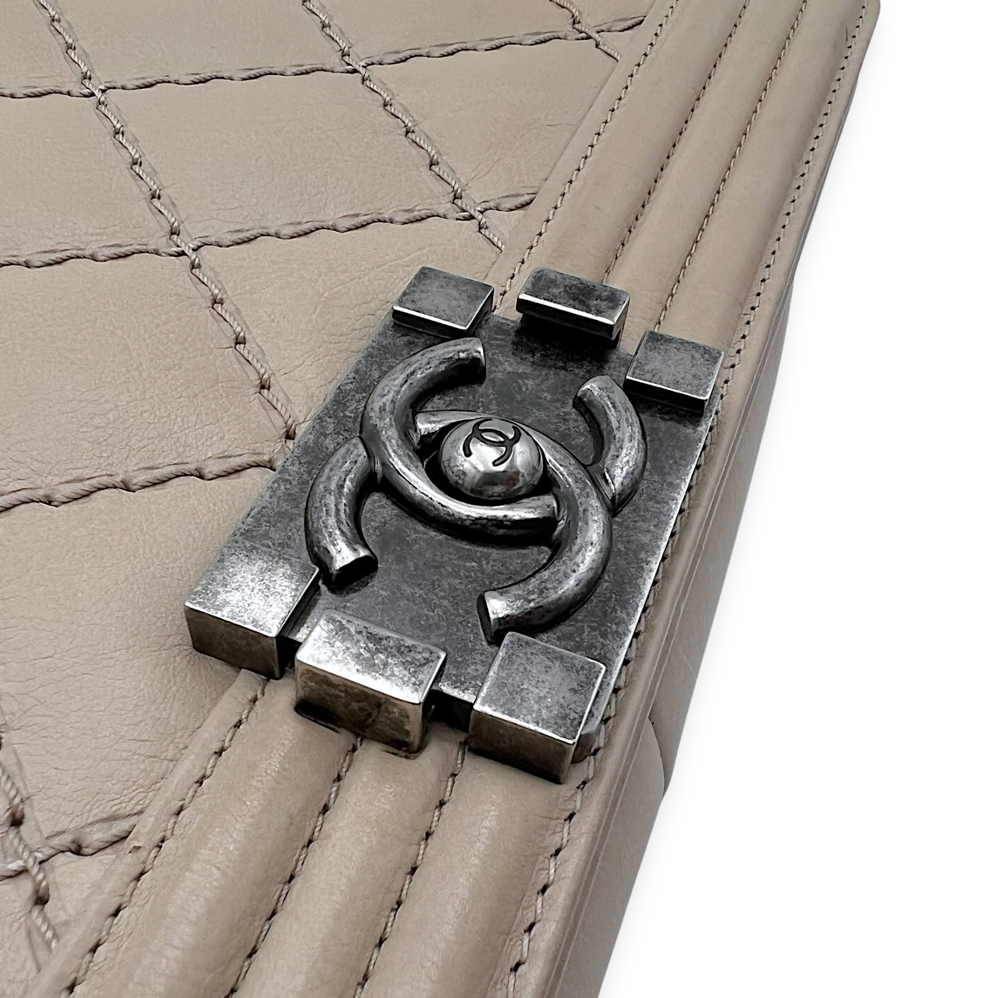 Boy Medium Beige Shoulder Bag in Calfskin, Gunmetal hardware - Image 9