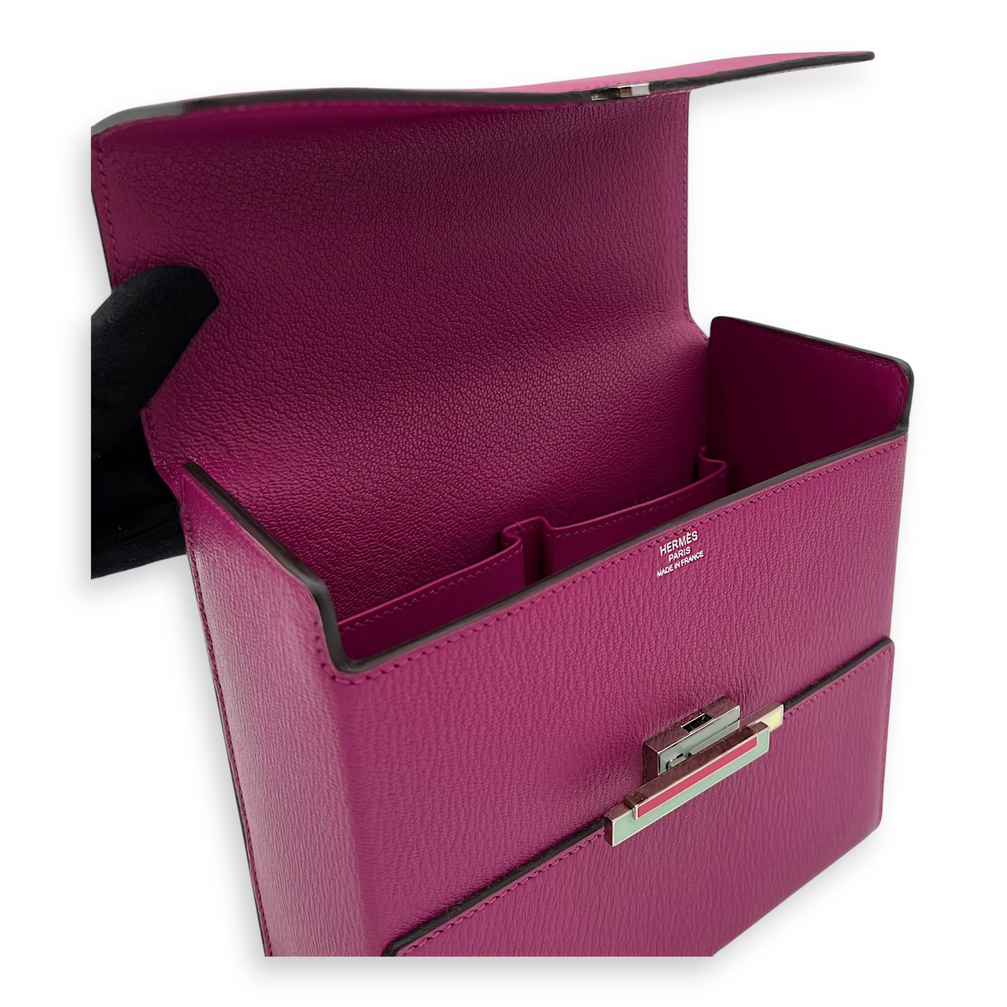 Cinhentic Poupre in Chevre Mysore, Palladium hardware - Image 9