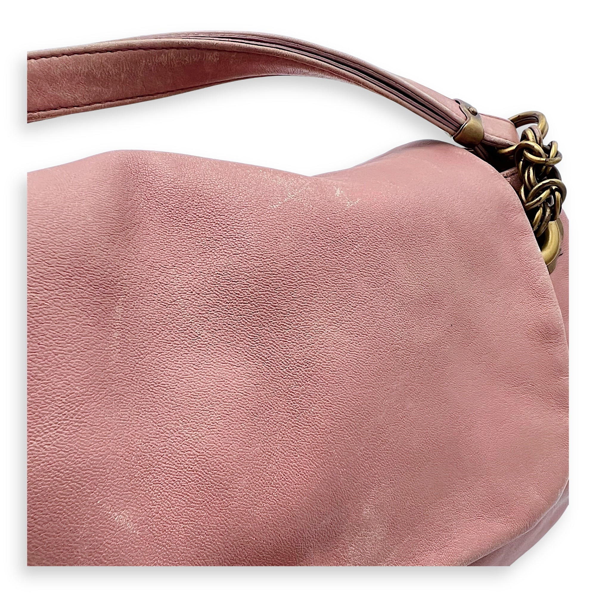 Vintage Flap Shoulder Bag Pink in Calfskin, Gold hardware - Image 15