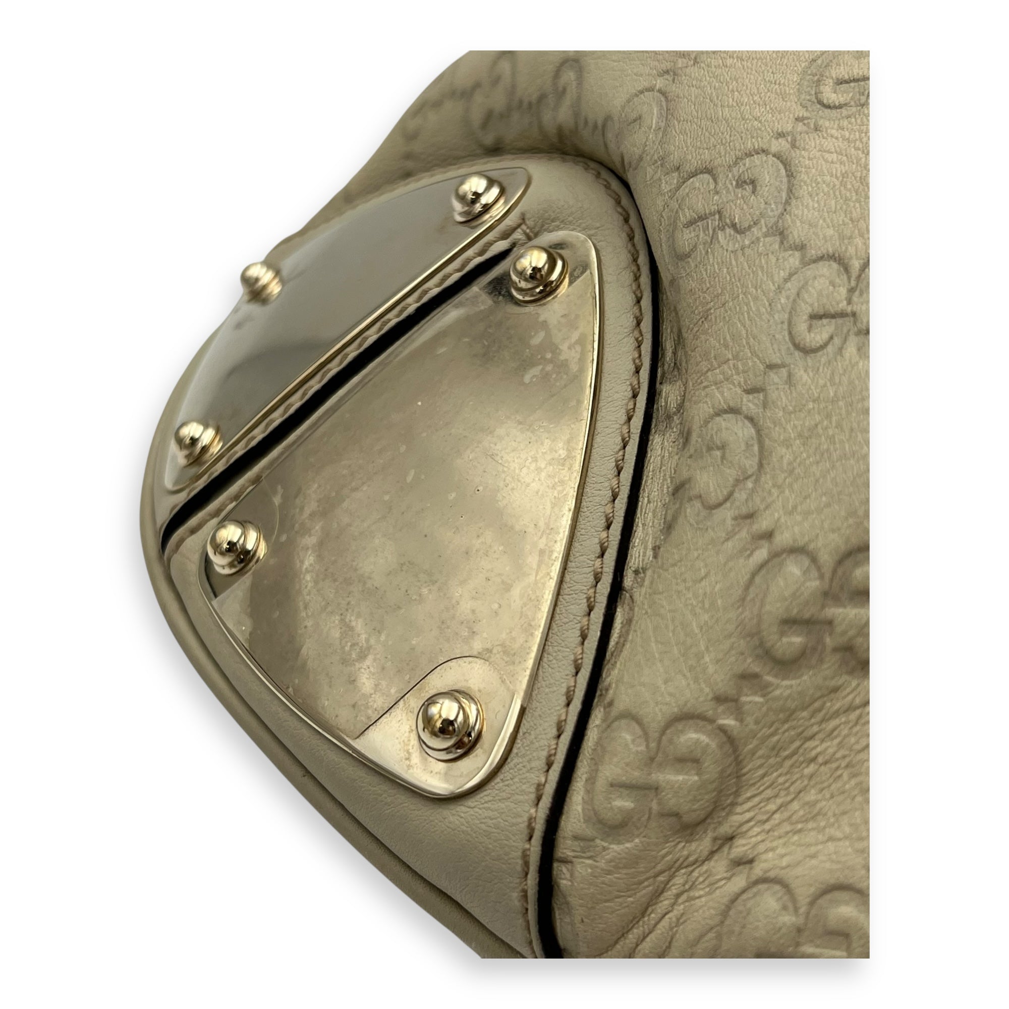 Babouska Indy White Top Handle Bag in Guccissima Leather, Gold hardware - Image 13