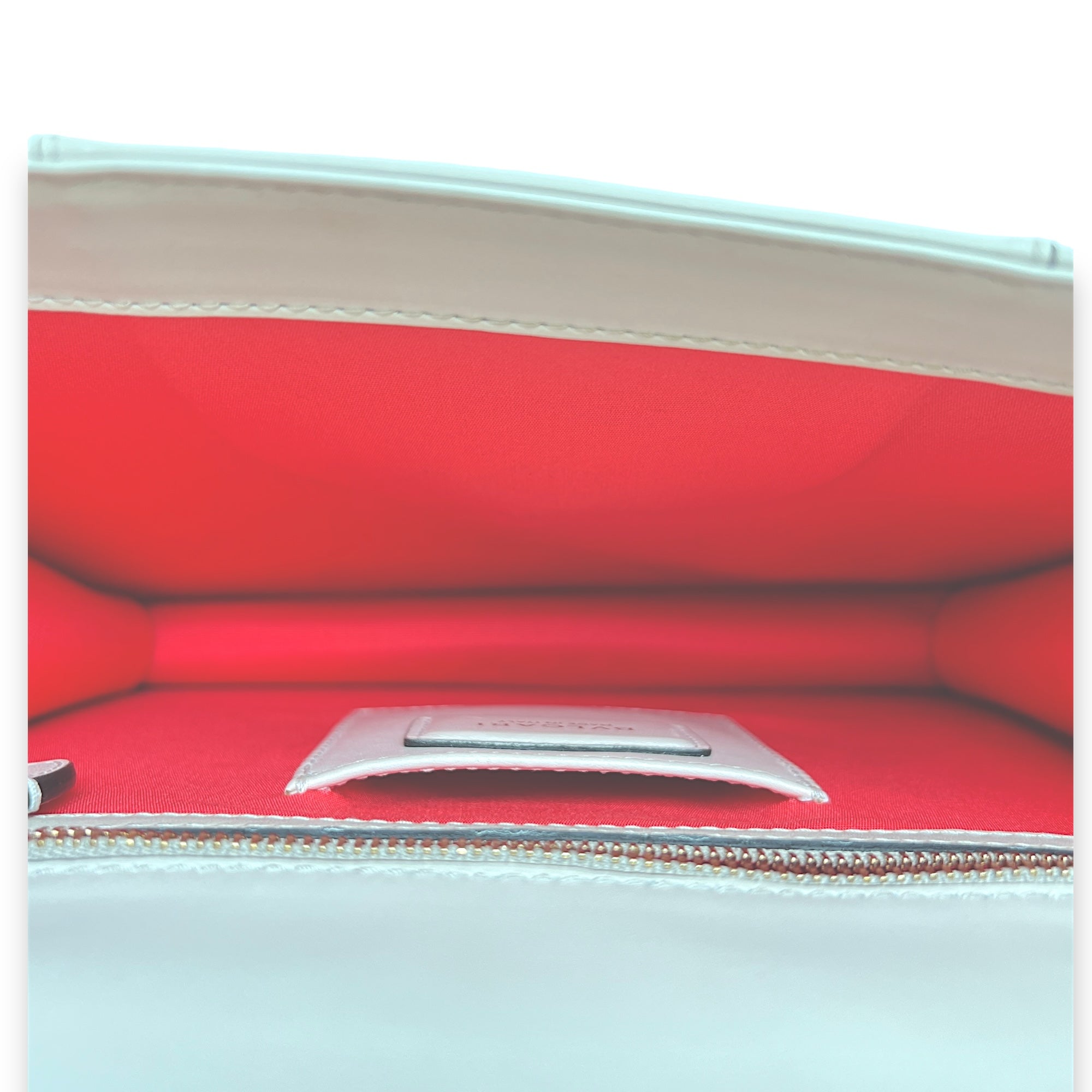 Serpenti Forever Medium White Shoulder Bag in Calfskin, Light Gold hardware - Image 14