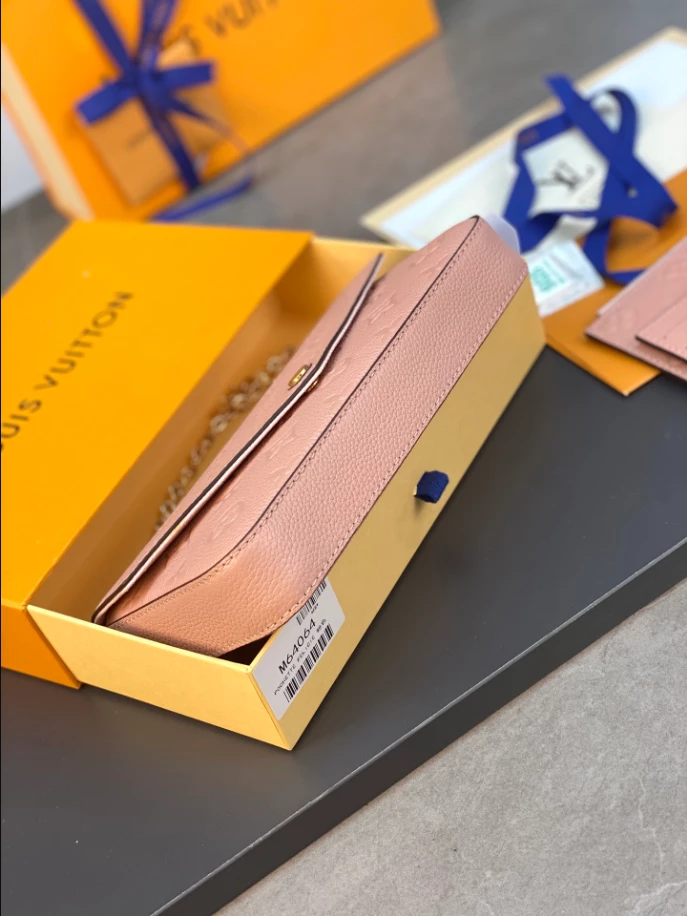 Pochette Félicie Monogram Empreinte Leather - LB250 - Image 8