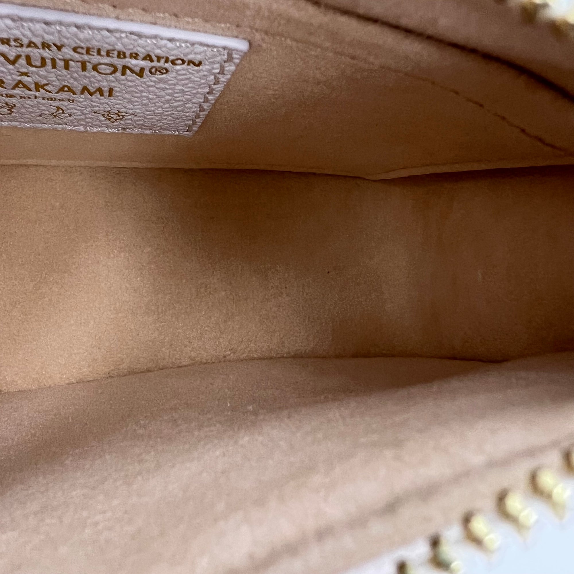 Marellini Shoulder Bag White in Epi Leather, Gold hardware - Image 13