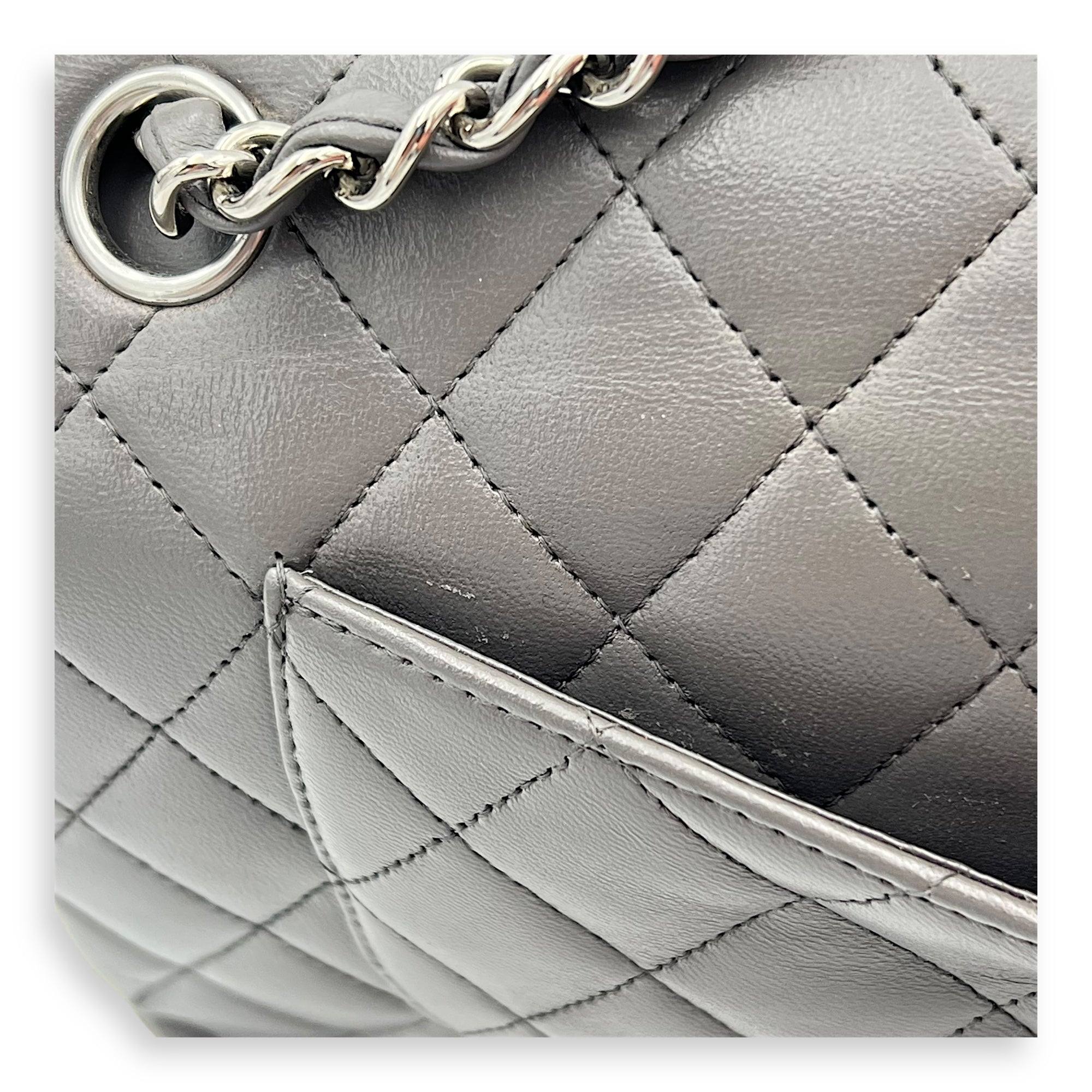 Classic Medium Grey (retouched) Shoulder Bag in Lambskin, Silver hardware - Image 10