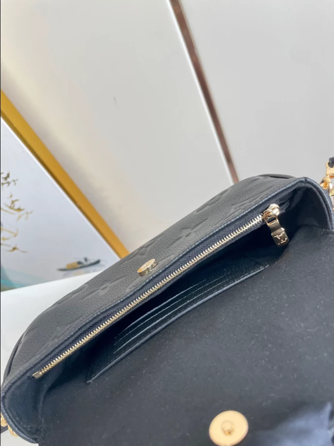 Wallet On Chain Ivy Monogram Empreinte Leather - LB241 - Image 5