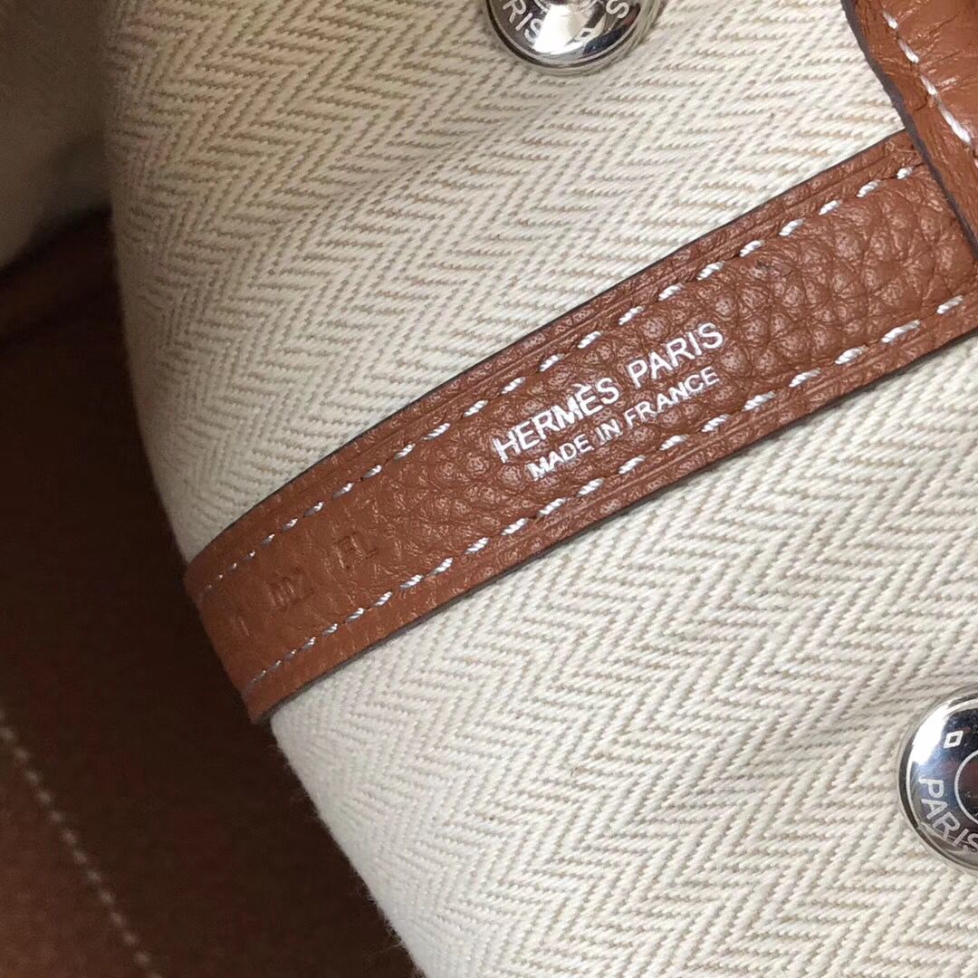 Hermes Garden Party 30 Bag In Gold Taurillon Leather - Image 6