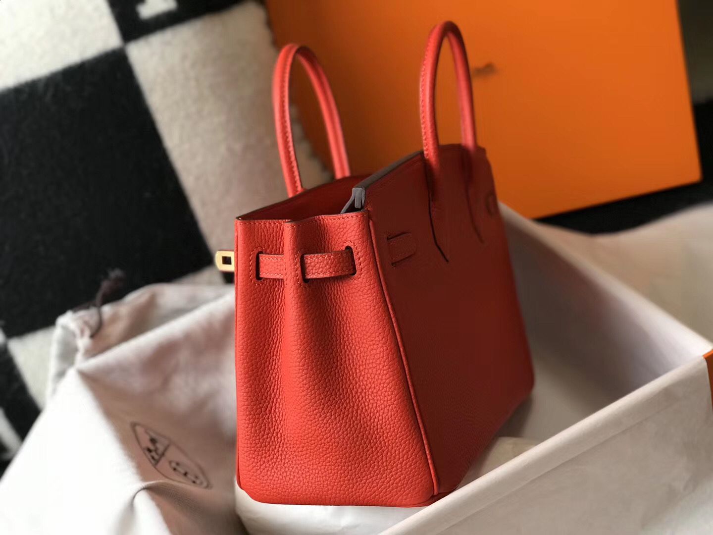 Hermes Birkin 30cm Bag In Red Clemence Leather GHW - Image 5