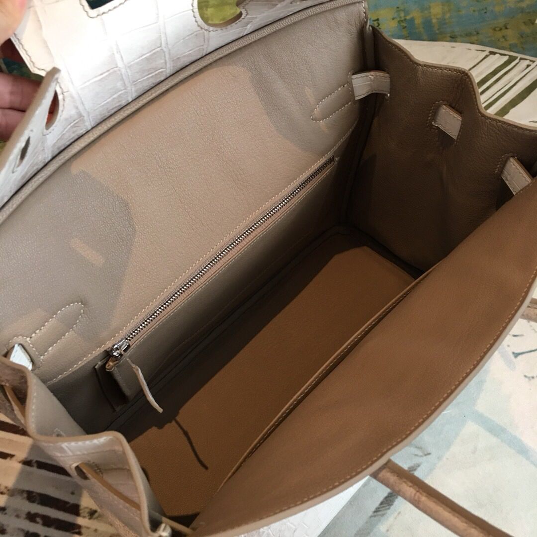 Hermes Birkin 30 Bag In Himalaya Niloticus Crocodile Skin - Image 9