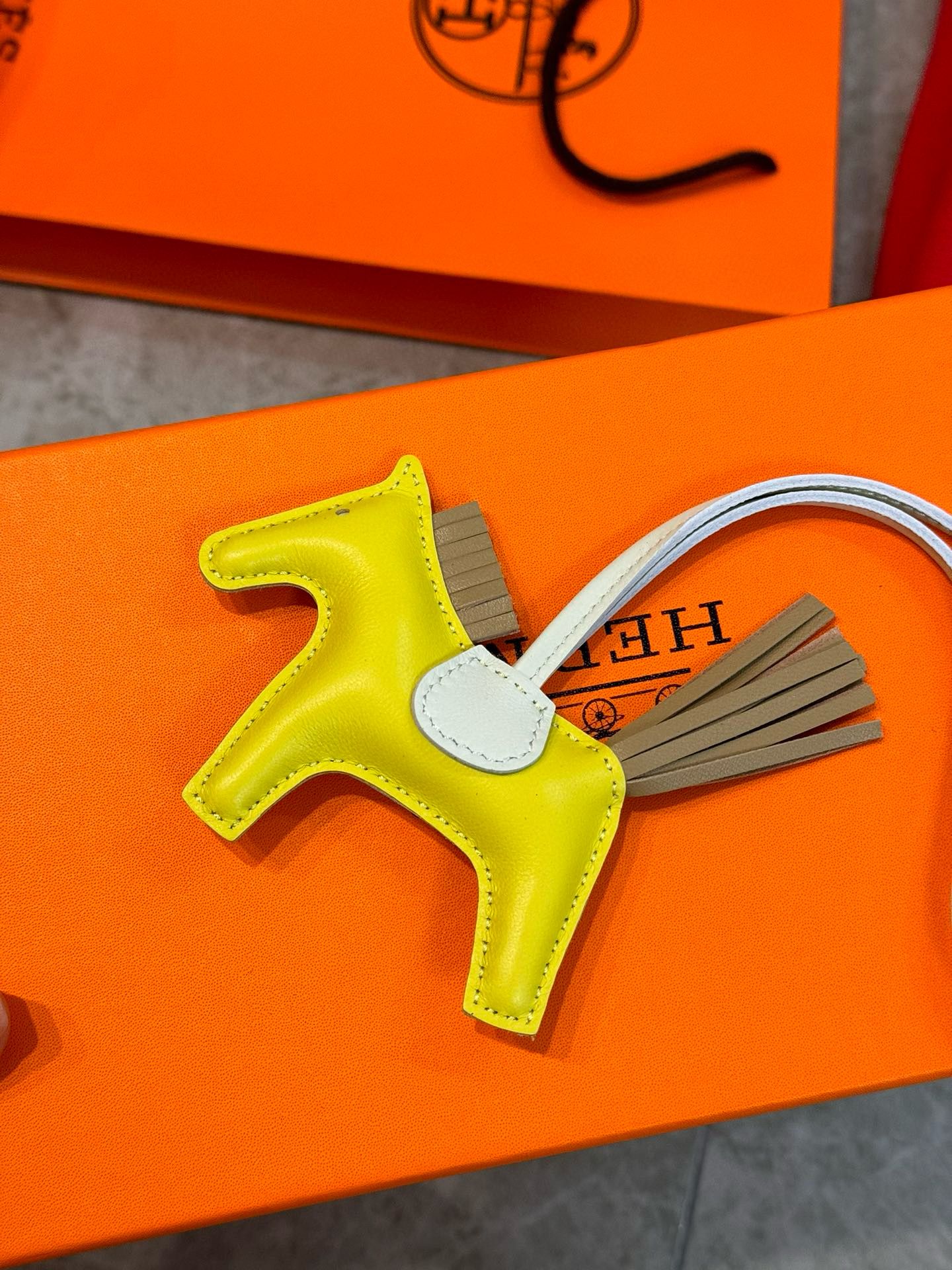 Hermes Rodeo PM Bag Charm in Yellow/Sesame/Craie Lambskin - Image 4