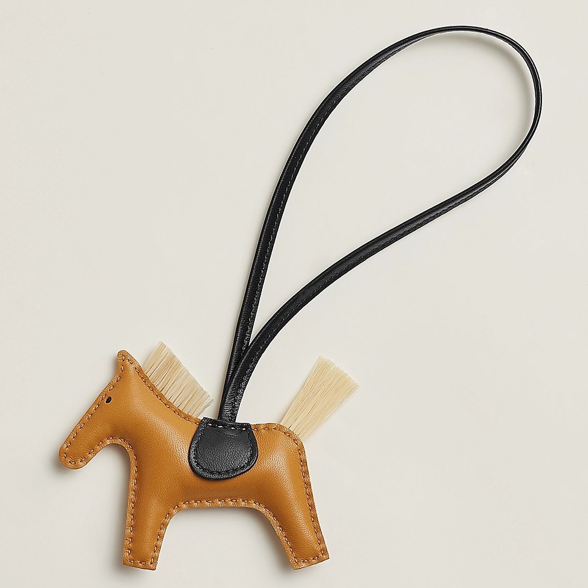 Hermes Rodeo PM Bag Charm in Sesame/Black/Nata Lambskin - Image 5