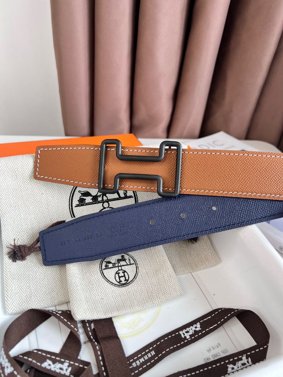 Hermes Tonight Reversible Matte Belt 38MM in Blue and Gold Epsom Calfskin - Image 8