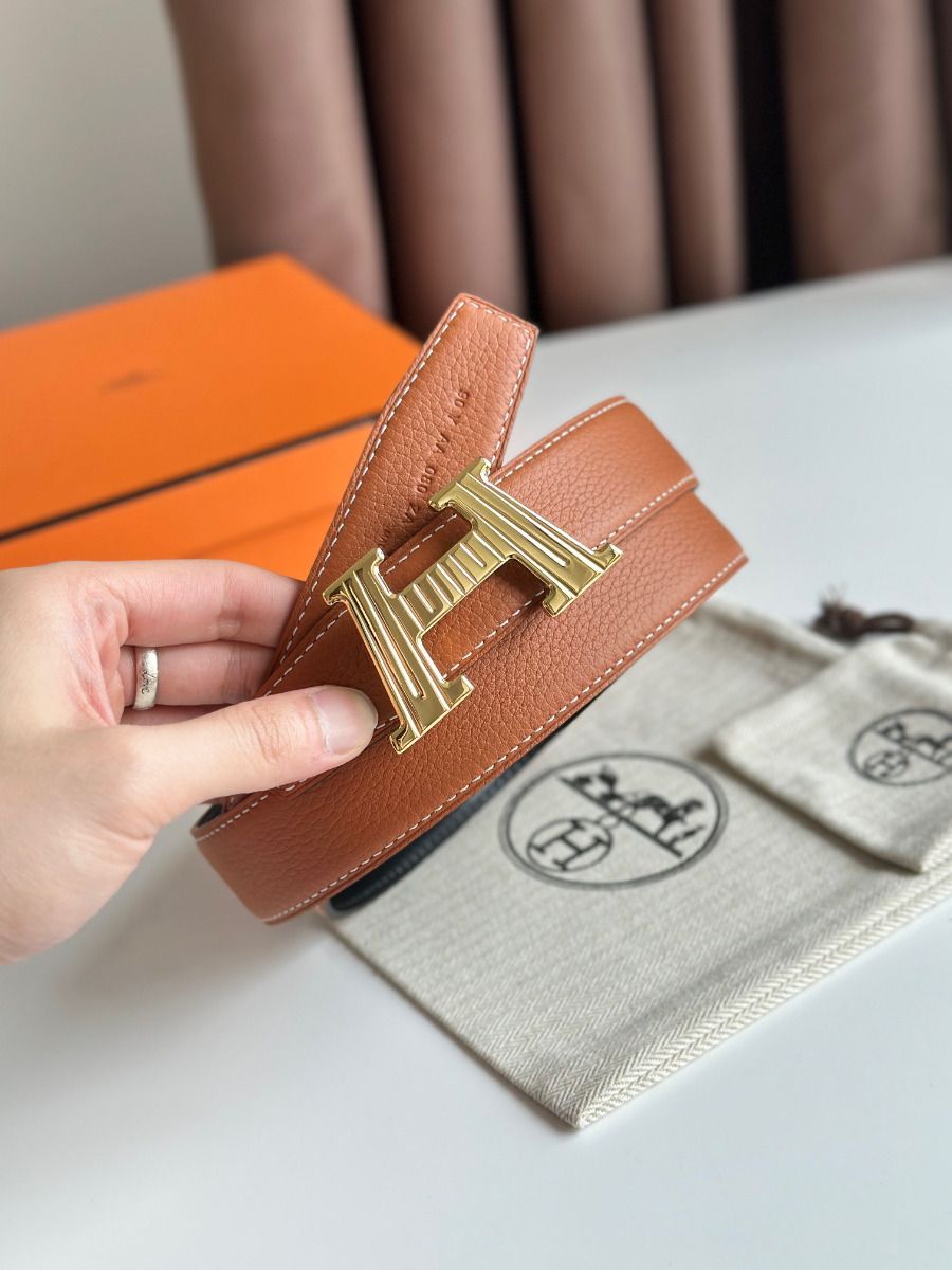 Hermes H Take Off Reversible Belt 32MM in Gold Clemence Leather - Image 6