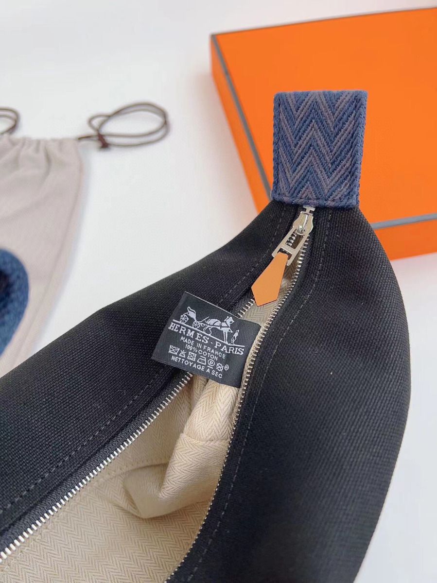 Hermes Bride-a-Brac Large Case in Black Canvas with Zigzag Motifs - Image 7