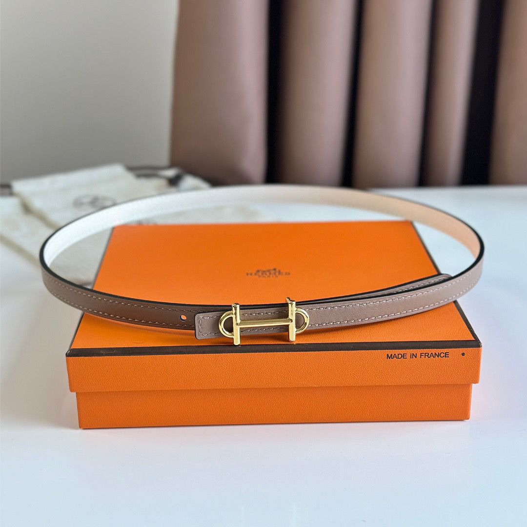 Hermes Gamma 13mm Belt in White Epsom Leather and Taupe Swift Leather - Image 4