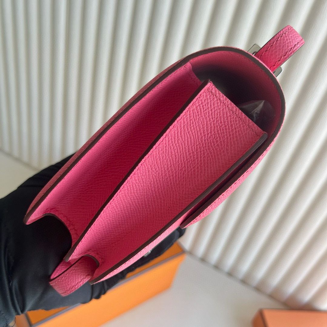 Hermes Constance 18 Handmade Bag in Rose Azalee Epsom Calfskin - Image 4