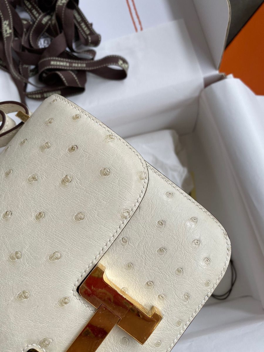 Hermes Constance 18 Handmade Bag In Parchemin Ostrich Leather - Image 4