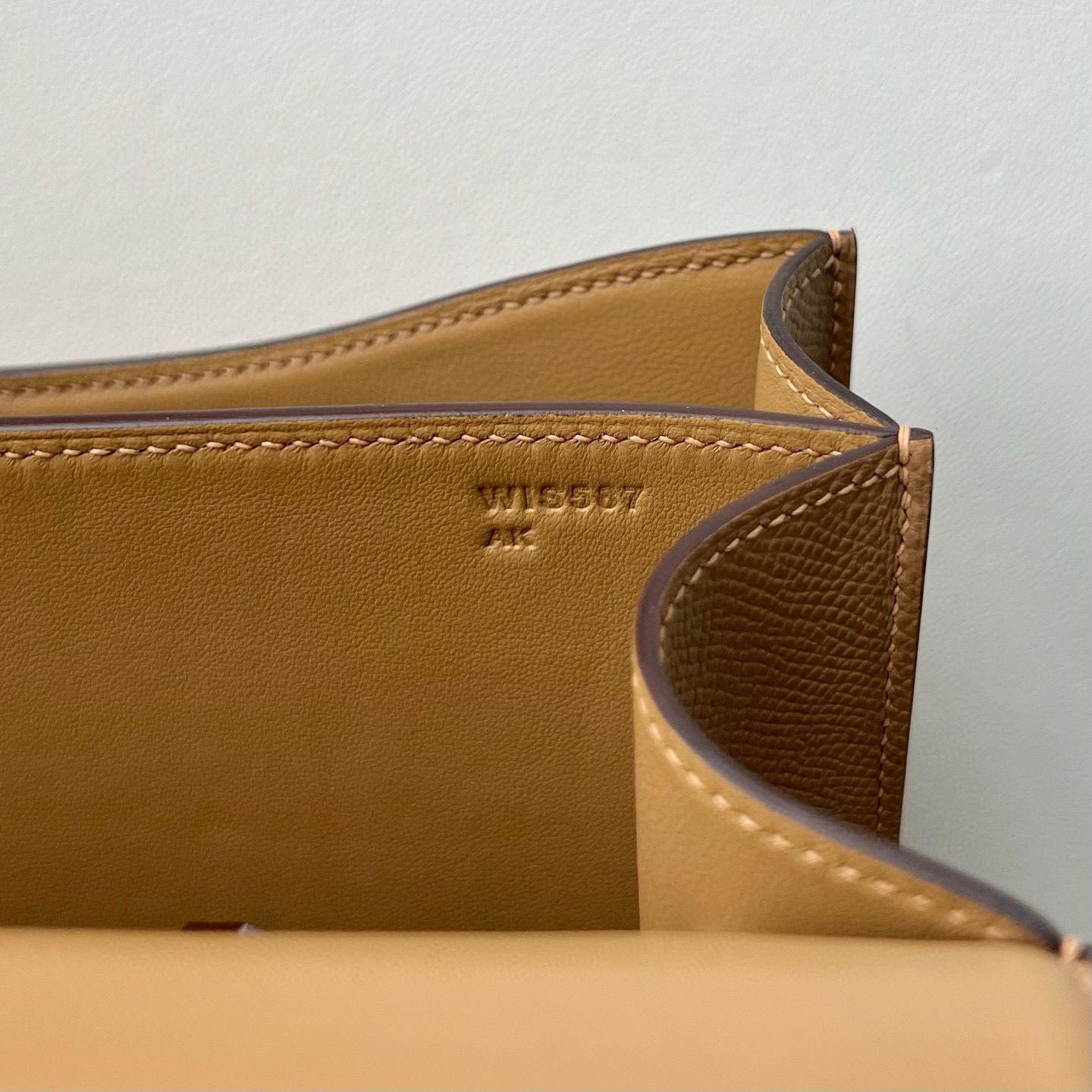 Hermes Constance 24 Handmade Bag in Chai Epsom Calfskin - Image 8