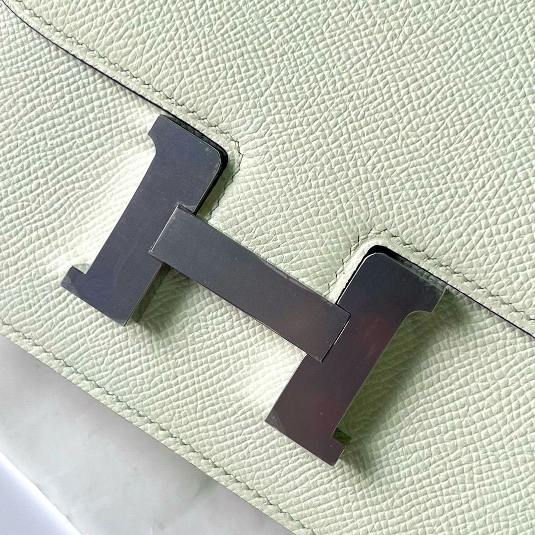 Hermes Constance 1-18 Mirror Bag In Vert Fizz Epsom Calfskin - Image 3