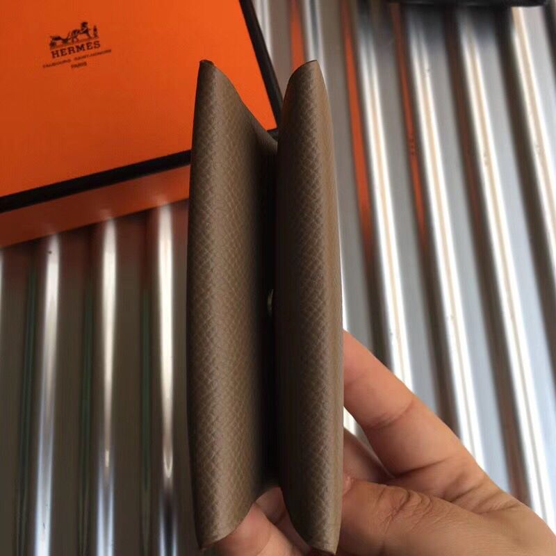 Hermes Calvi Card Holder In Taupe Epsom Leather - Image 3