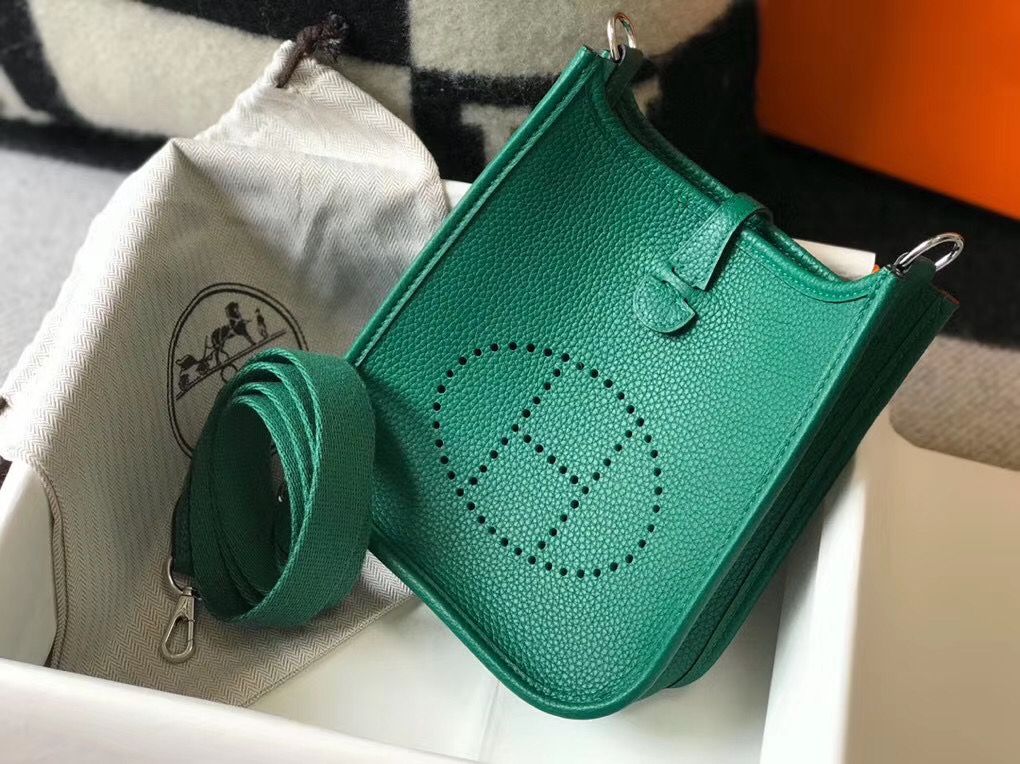 Hermes Evelyne III TPM Bag In Vert Vertigo Clemence Leather - Image 4