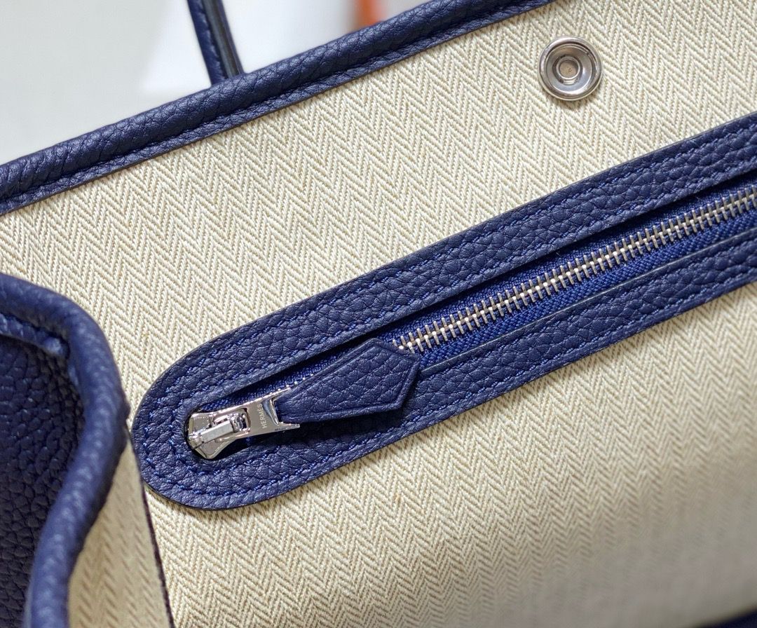 Hermes Garden Party 30 Bag In Blue Saphir Taurillon Leather - Image 9